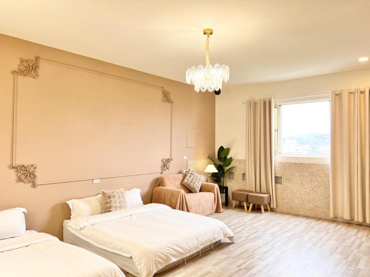 Bed and Breakfast 永安101 Wing On X 國旅補助-1000元 à T'ai-tung Extérieur photo